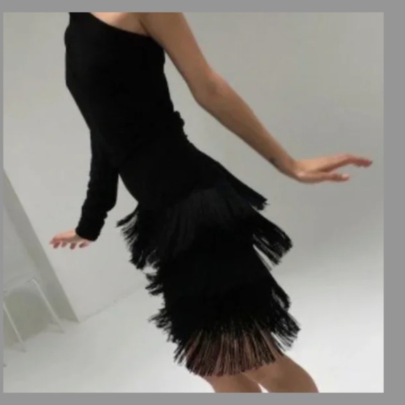 Norma Kamali Dresses & Skirts - NORMA KAMALI "Fringe All-In-One" dress -perfect condition (Small)